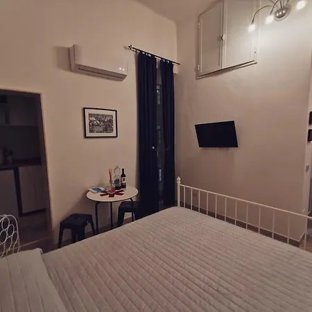 Whiteflower Apartament Bari