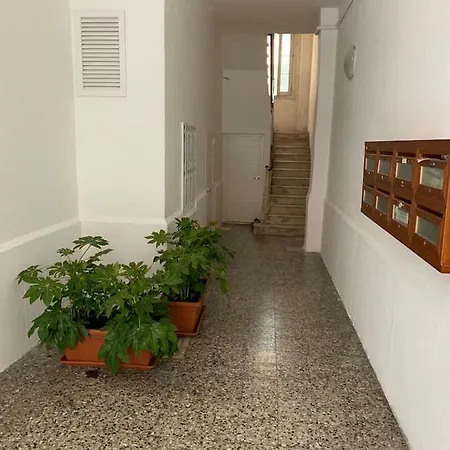 Whiteflower Apartament *